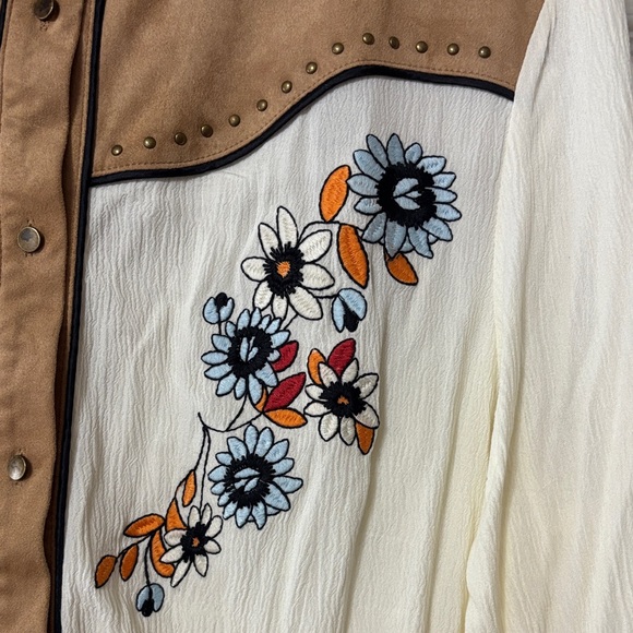 Embroidered Button Down Shirt - Cream and Brown - Picture 7 of 8